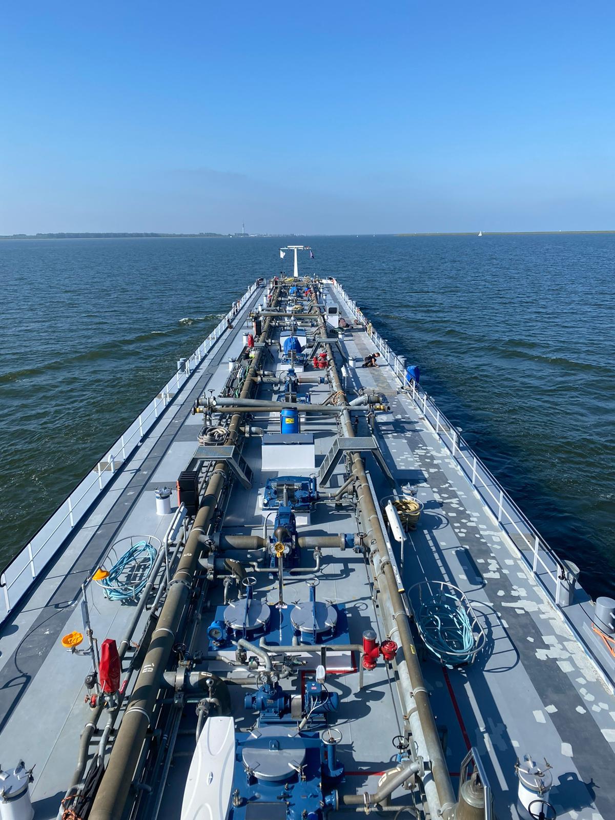 Dek binnenvaartschip | WOW shipping